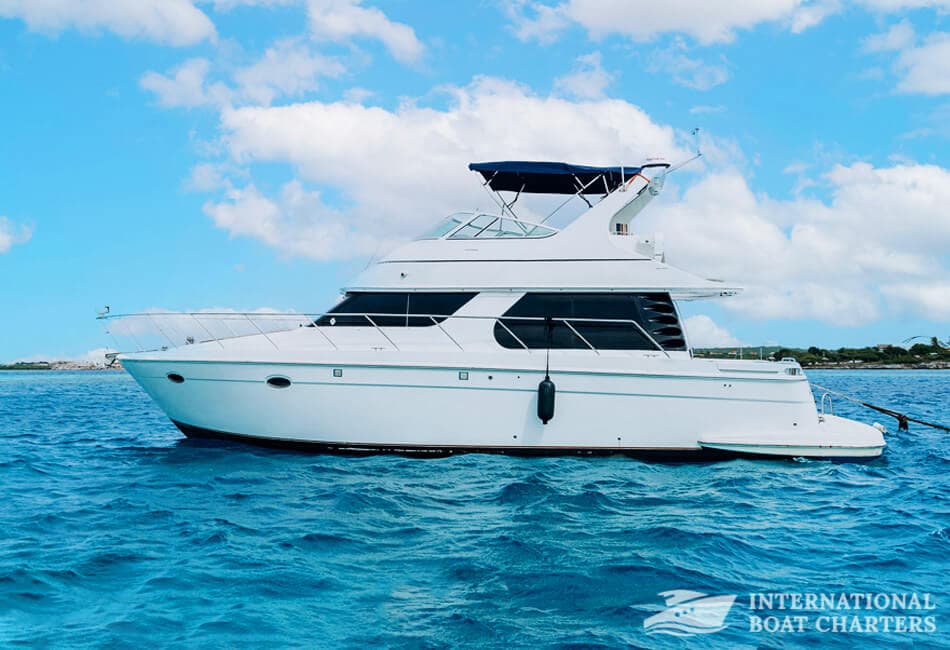45 Ft Carver 450 Voyager Pilothouse Motor Yacht available for charter